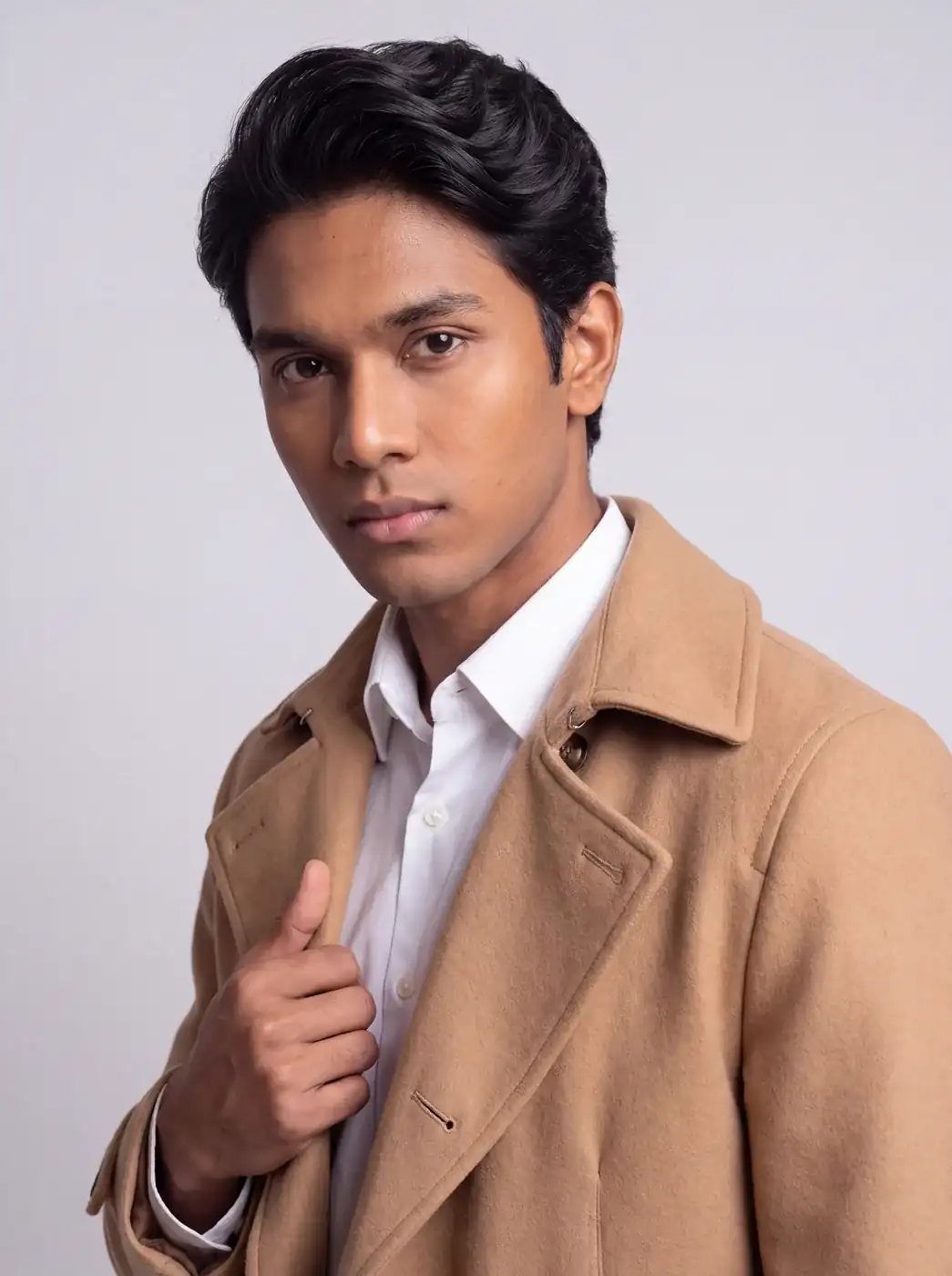 Yamil, modelo virtual masculino